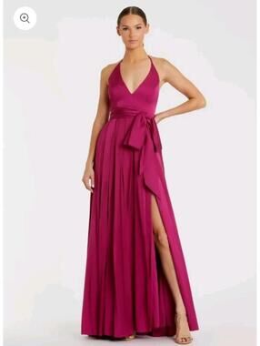 NWOT Mac Duggal Magenta Halter Neck Charmeuse  Flowy Gown Size 8 26531